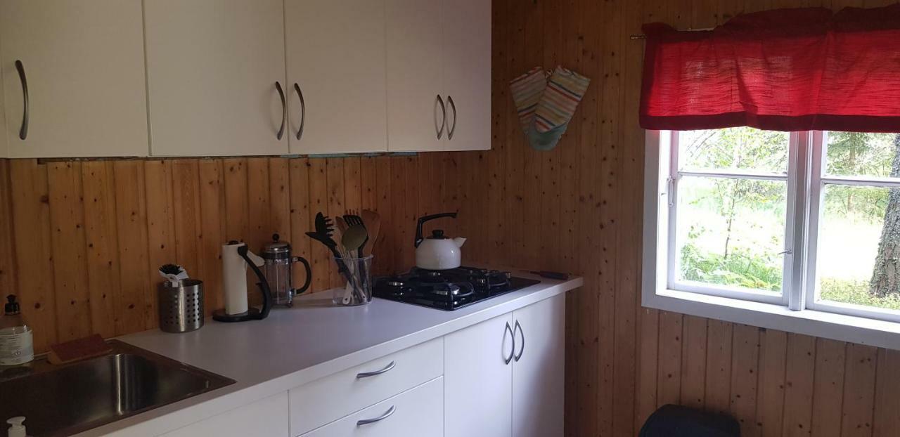 Cozy Cottage in the Woods, near Dyreparken in Kristiansand, Lake Lolandsvannet Ovrebo Eksteriør bilde